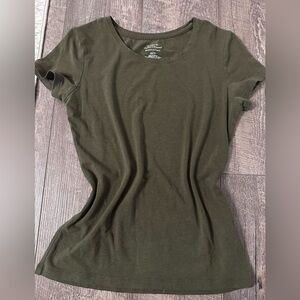Banana Republic Olive Short Sleeve Tee